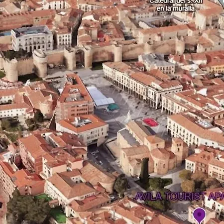 Balcony Of The I 1min To Avila's Alcazar شقة *