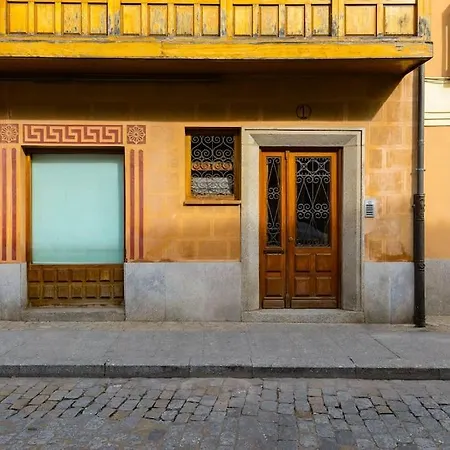 Balcony Of The I 1min To Avila's Alcazar Apartment Avila
