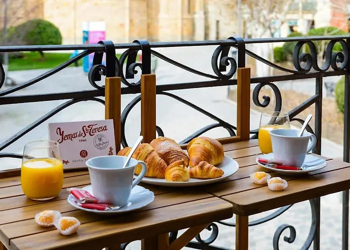 아파트 Balcony Of The I 1min To Avila's Alcazar *